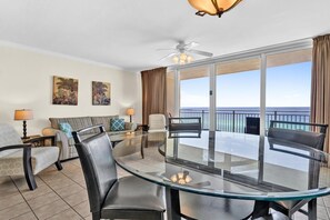 Apartment, 1 King-Bett und Schlafsofa (Emerald Beach 1033) | Speisen