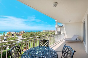 Condo, Multiple Beds (Sterling Shores 402) | Outdoor dining - Sterling Shores 402 (Destin)
