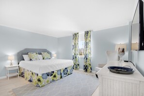 Condo, Multiple Beds (Dolphin Point 404C) | WiFi - Dolphin Point 404c (Destin)