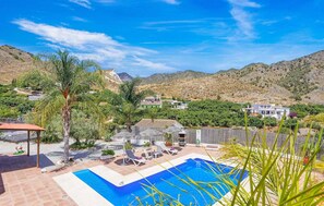 Pool - Embrace the Costa Del Sol lifestyle at El Nido Villa—your perfect sun-soaked retreat (Nerja)