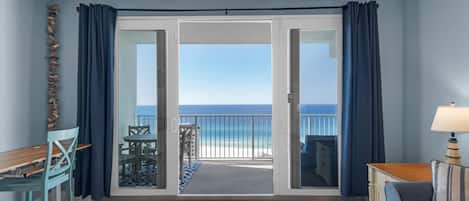 Condo, Multiple Beds (Laketown Wharf 1626) | Living area | TV