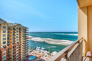 Condo, varias camas (Emerald Grande W1221) | Áreas de la propiedad
