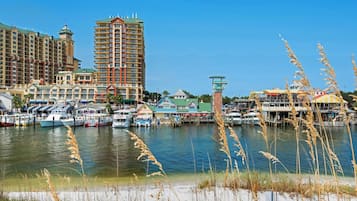 Condo, Multiple Beds (Emerald Grande W1221) | Marina