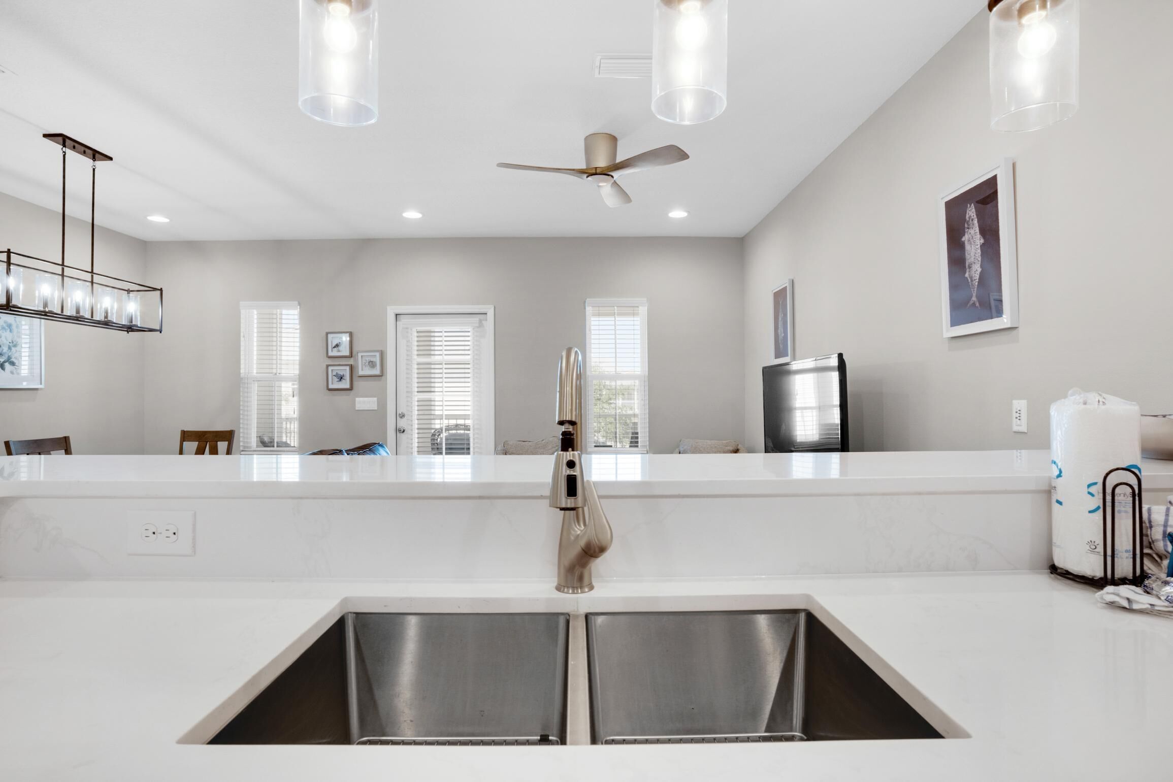 House, Multiple Beds (Sweet Life) | Interior