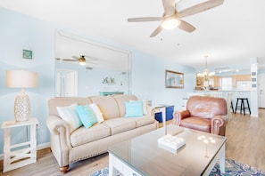 Condo, Multiple Beds (Destin on the Gulf 402) | Living area | TV