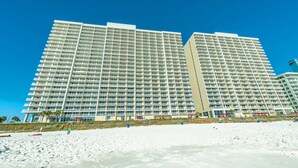 Condo, 1 King Bed with Sofa bed (Majestic Beach Towers 1-1907) | Exterior