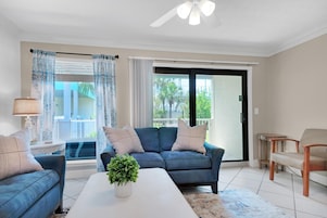 Condo, 1 King Bed with Sofa bed (Nautical Watch E-4) | Living area