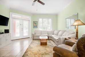 House, Multiple Beds (Tivoli Terrace #5431) | Living area | TV
