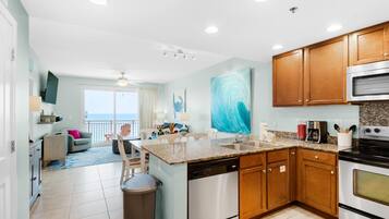 Apartment, Mehrere Betten (Sterling Breeze 1401) | Eigene Küche