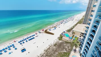 Appartamento, letti multipli (Sterling Breeze 1401) | Spiaggia | Sulla spiaggia