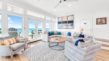 House, Multiple Beds (Beach Love) | Living area
