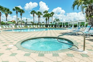 Appart'hôtel, 1 très grand lit et 1 canapé-lit (Maravilla 2111) | Piscine | Piscine extérieure, piscine chauffée