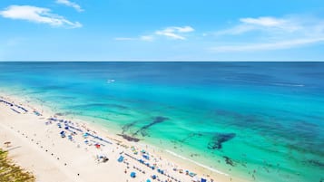 Condo, 1 King Bed with Sofa bed (Majestic Beach Towers 1-2113) | Beach