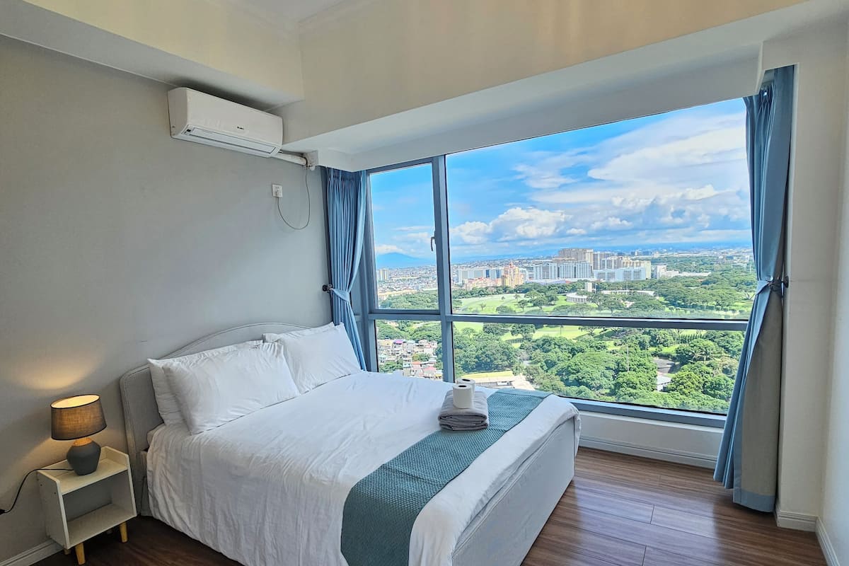 Grand Apartment, 2 Bedrooms | 2 bedrooms, desk, laptop workspace, iron/ironing board