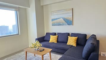 Family Apartment, 2 Bedrooms | Living area