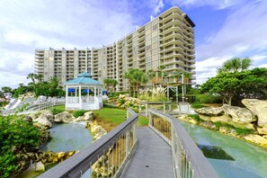 Property grounds - Edgewater Tower 1-305 (Panama City Beach)