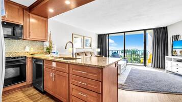 Appartement, meerdere bedden (Edgewater Tower 1-305) | Interieur