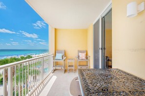 コンドミニアム ベッド (複数台) (Azure #407) | 施設の敷地