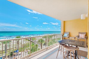 Condo, Multiple Beds (Azure #407) | Outdoor dining
