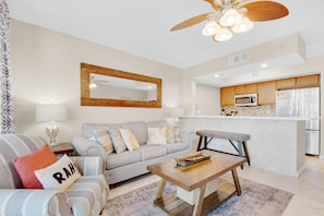 Condo, 1 King Bed with Sofa bed (Destin West Bayside Sandpiper #305- L) | Living area
