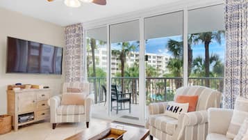 Condo, 1 King Bed with Sofa bed (Destin West Bayside Sandpiper #305- L) | Living area | TV