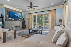 House, Multiple Beds (Ocean Pearl) | Living area