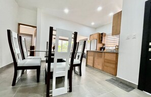 Dining - Beautiful 3 bedroom  (Sosúa)