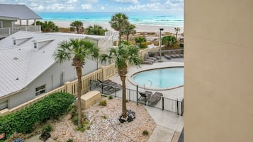 Appart'hÎtel, 1 grand lit et 1 canapé-lit (Sunbird 401E) | Piscine | Piscine extérieure