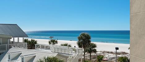 Leilighet, 1 queensize-seng med sovesofa (Sunbird 401E) | Strand | På stranden