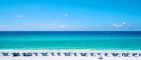 Rumah, Beberapa Tempat Tidur (Charlie Boy) | Pantai | Di pantai