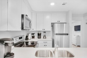 Private kitchen - Sandprints E9- Shoeless Joe (Miramar Beach)