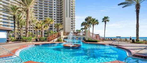 Appartement, 1 kingsize bed met slaapbank (Shores of Panama 1212) | Zwembad | Een binnenzwembad en een buitenzwembad