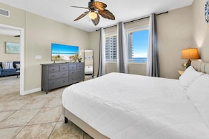 Lägenhet - 1 kingsize-säng med bäddsoffa (Shores of Panama 1212) | 2 sovrum, strykjärn/strykbräda och wi-fi