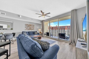 Condo, Multiple Beds (Shores of Panama 2004) | Living area