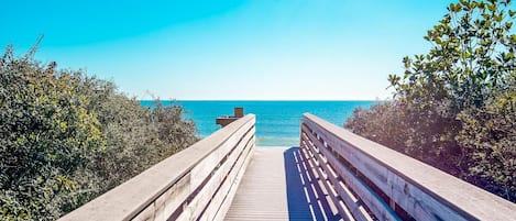 Condo, Plusieurs lits (Beachwood Villas 1A- Beach Haven) | Plage