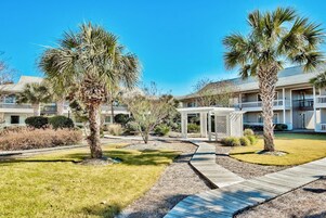 Apartamento, varias camas (Beachwood Villas 1A- Beach Haven) | Exterior