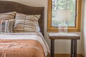 4 dormitorios, tabla de planchar con plancha, wifi gratis y ropa de cama