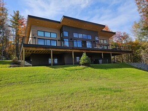 Exterior - 1A Maple Lodge Stunning luxury Scandinavian style home with great views (Bethlehem)