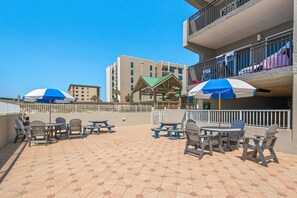 公寓客房, 1 張特大雙人床及 1 張梳化床 (Island Echos #4D) | �室外用餐