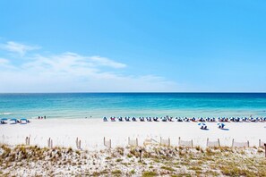 Condo, 1 King Bed with Sofa bed (Island Echos #4D) | Beach - Island Echos #4D (Fort Walton Beach)