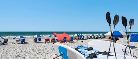 Condo, 1 King Bed with Sofa bed (Island Echos #4D) | Beach | On the beach