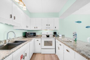 Condo, 1 King Bed with Sofa bed (Island Echos #4D) | Private kitchen | Oven, toaster