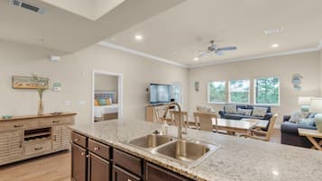 Condo, Multiple Beds (Alerio B203) | Interior