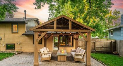 Brick House 80's vibe