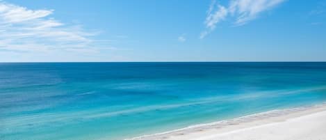 Apartment, Mehrere Betten (Majestic Beach Towers 2-803) | Strand