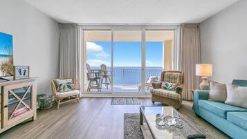 Condo, 1 King Bed with Sofa bed (Majestic Beach Towers 1-2205) | Living area