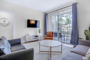 Condo, 1 King Bed with Sofa bed (Pointe of View 407- Penn's Paradise) | Living area - Pointe of View 407- Penn's Paradise (Miramar Beach)