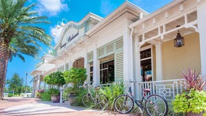 Condo, Multiple Beds (Pointe of View 407- Penn's Paradise) | Exterior - Pointe of View 407- Penn's Paradise (Miramar Beach)
