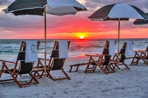 Condo, 1 King Bed with Sofa bed (Pointe of View 407- Penn's Paradise) | Beach - Pointe of View 407- Penn's Paradise (Miramar Beach)