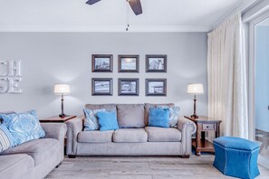 Condo, Multiple Beds (Twin Palms 1701) | Living area